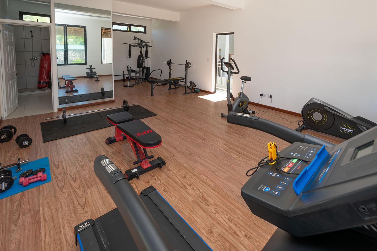 Luxury Beachfront Duplex, Coin De Mire View / 3Bed เกป มาลเออเรอส์ ภายนอก รูปภาพ